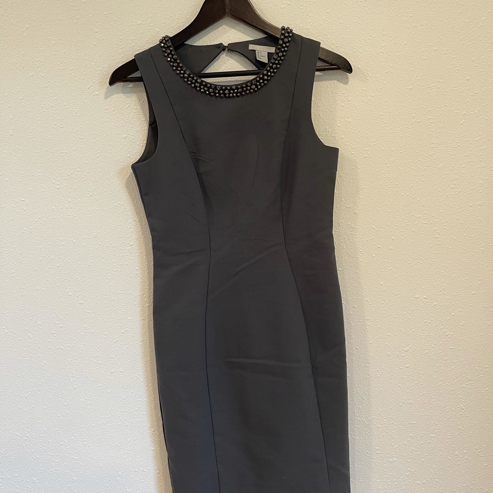 H&M grey dress with hem collar